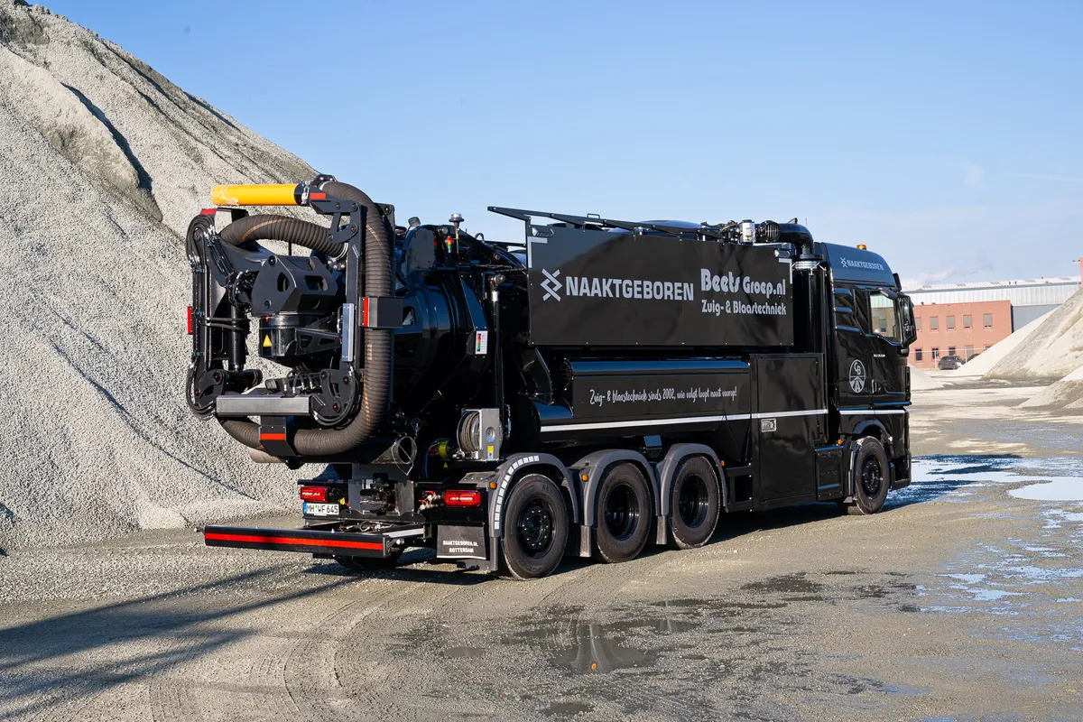 Vacu-Press Suction Excavator